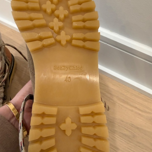 See by Chloe - Taupe Shearling & Leather "Eileen Ankle Boots", Size FR40/US9 - Picture 10 of 10